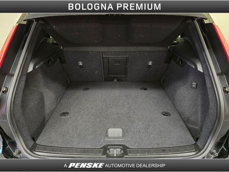 Volvo XC40 XC40 T2 Geartronic Momentum N1