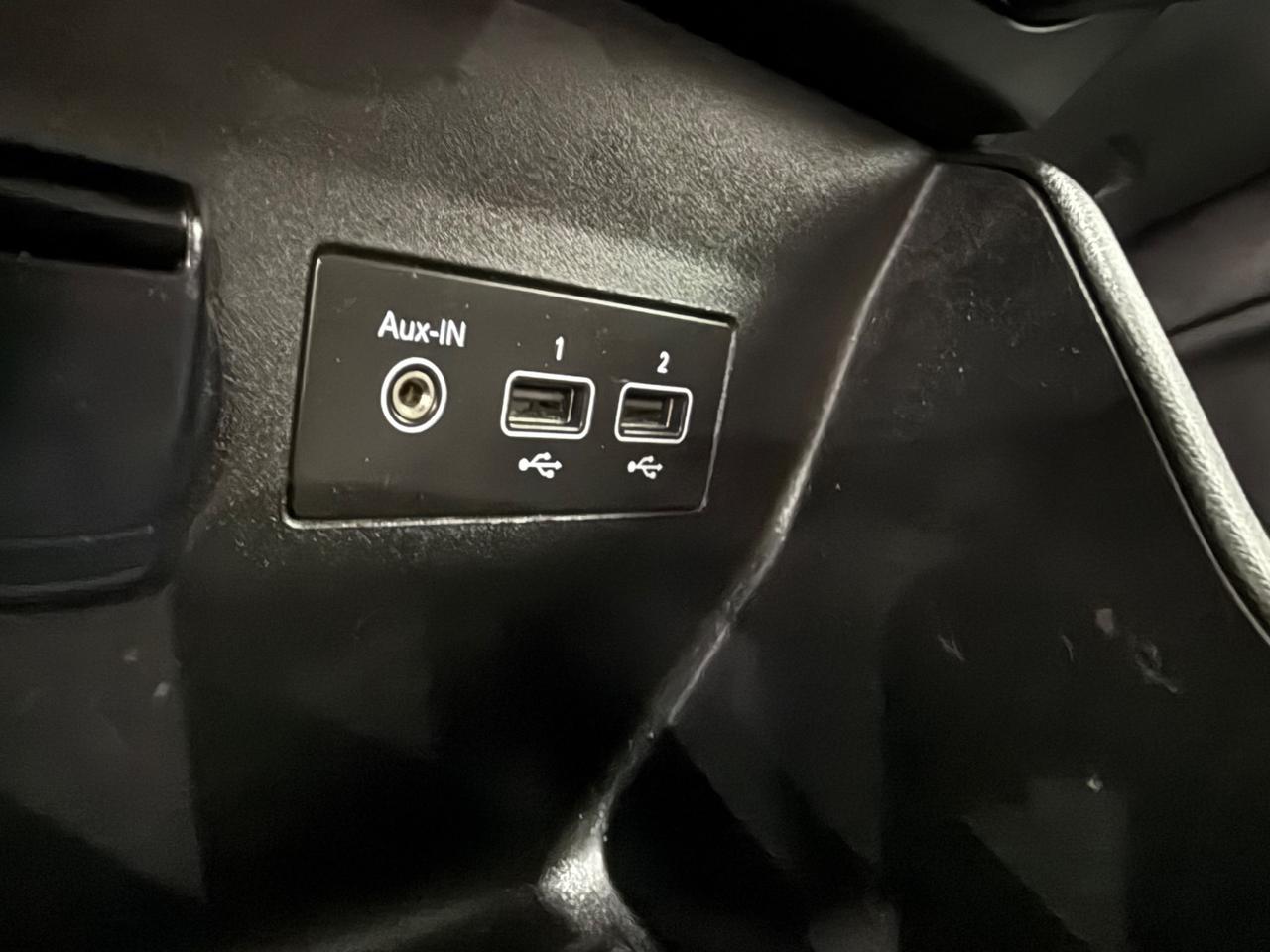 Renault Clio SCe BENZ. 5 porte INTENS+FULL LED/NAVI2021