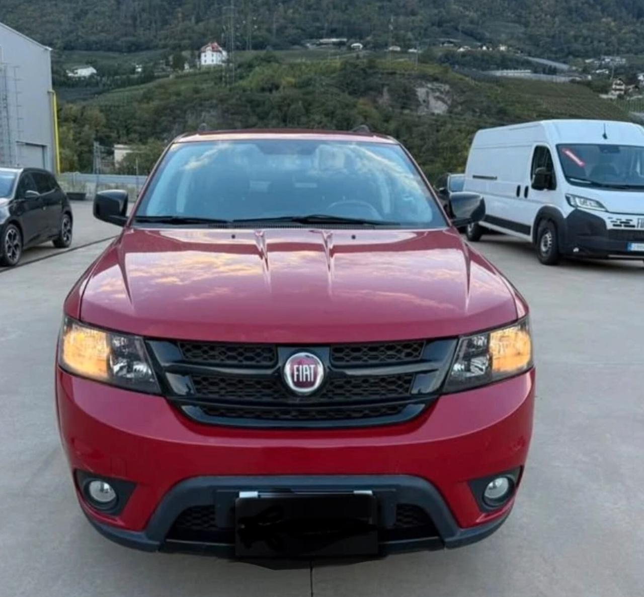 Fiat Freemont 2.0 Multijet II 170 CV AWD Automatico - Black Code (7 Posti)