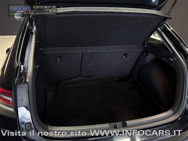 VOLKSWAGEN Taigo 1.0 TSI 95 CV Life - Neopatentati - PROMO