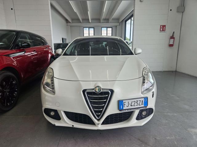 Alfa Romeo Giulietta Giulietta III 2010 1.6 jtdm-2 Progression