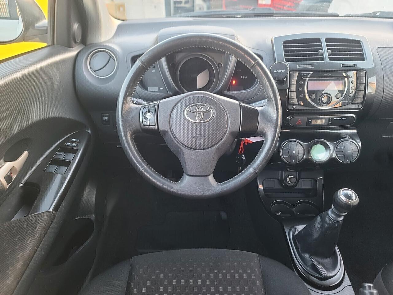 Toyota Urban Cruiser 1.4 D-4D Active 4x4