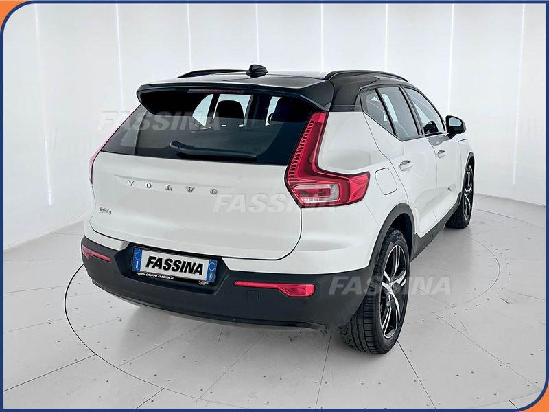 Volvo XC40 T5 Recharge Plug-in Hybrid R-design