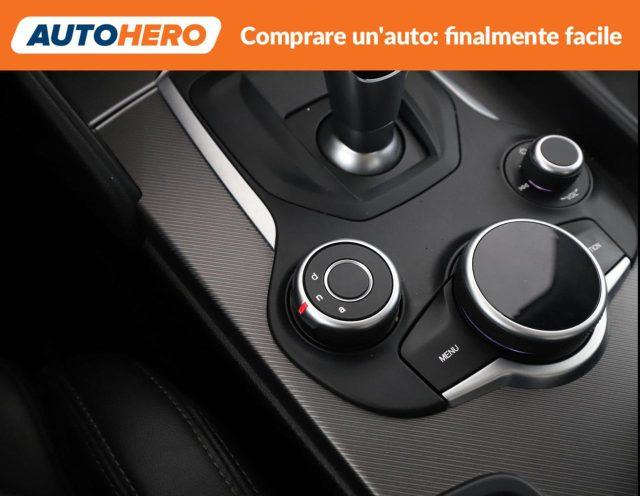 ALFA ROMEO Giulia 2.2 Turbodiesel 210 CV AT8 AWD Q4 Veloce