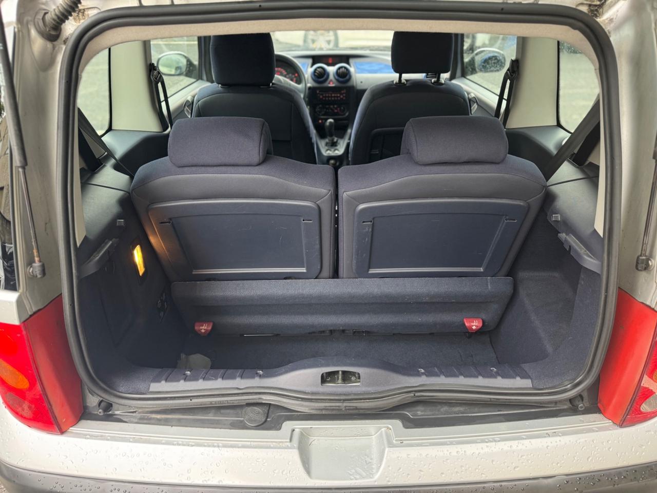 Peugeot 1007 1.4 HDi Sporty neopatentati