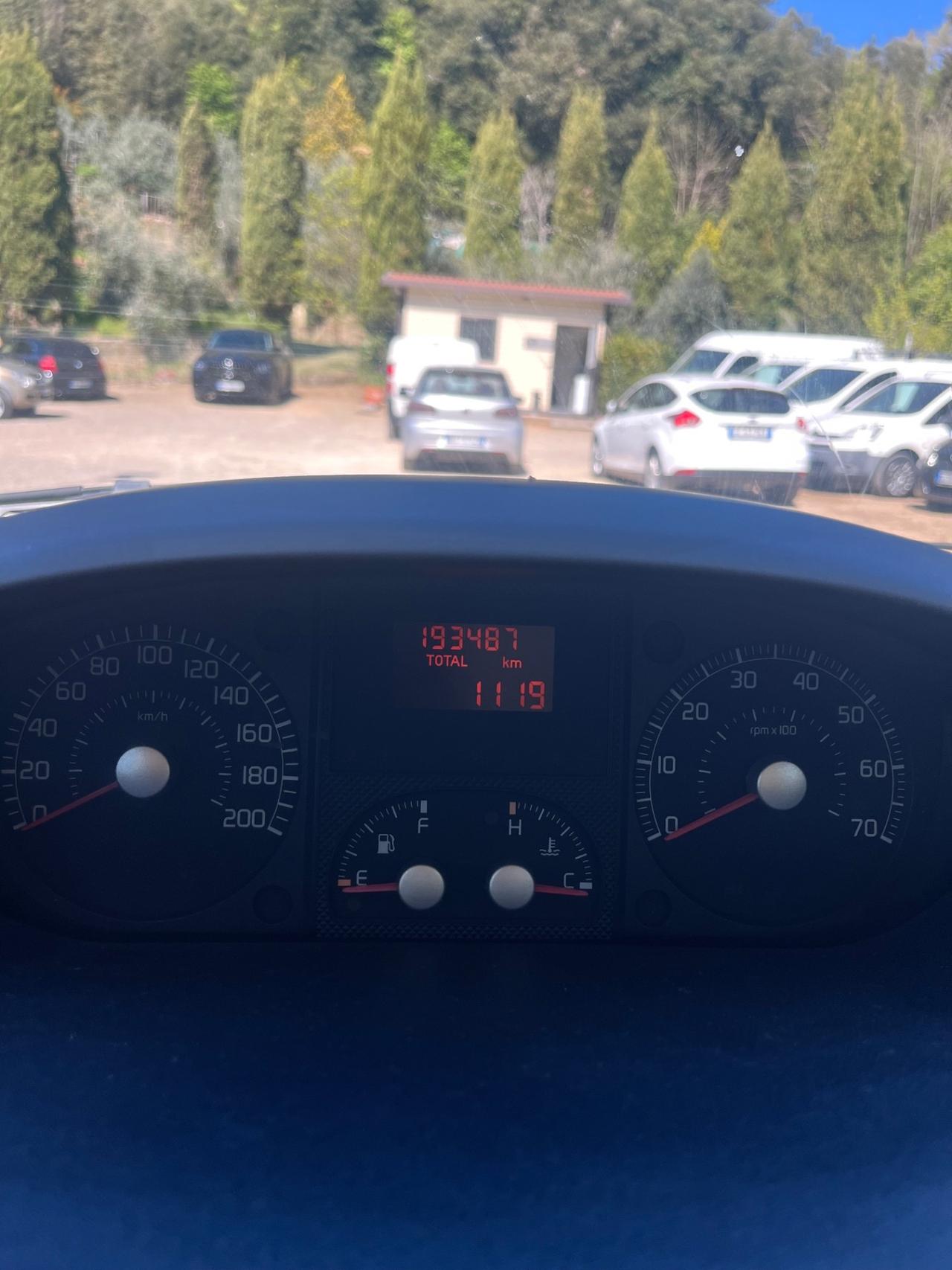 Fiat Idea 1.3 Multijet 16V 90 CV Gancio di Traino