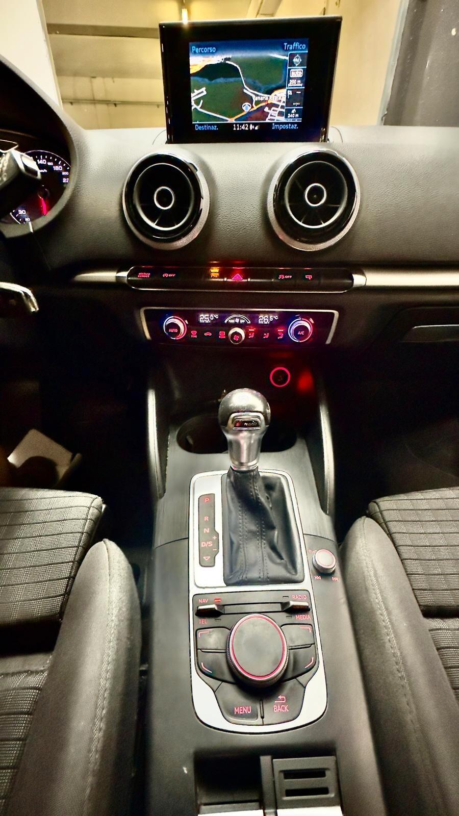 Audi A3 2.0 TDI 150 CV clean diesel S tronic Ambition