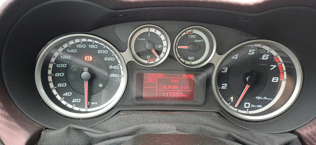 Alfa Romeo MiTo 1.4 105 CV M.air S&S Distinctive Sport Pack