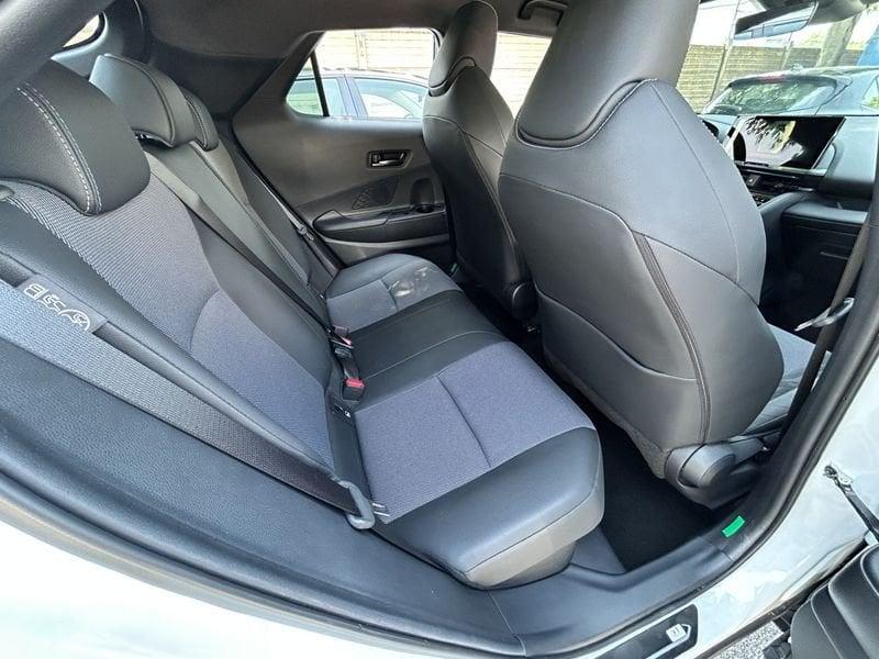 Toyota C-HR 1.8 HV Lounge my 24