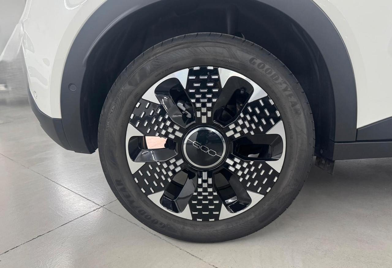 Fiat 600 Hybrid 110 CV DCT MHEV La Prima