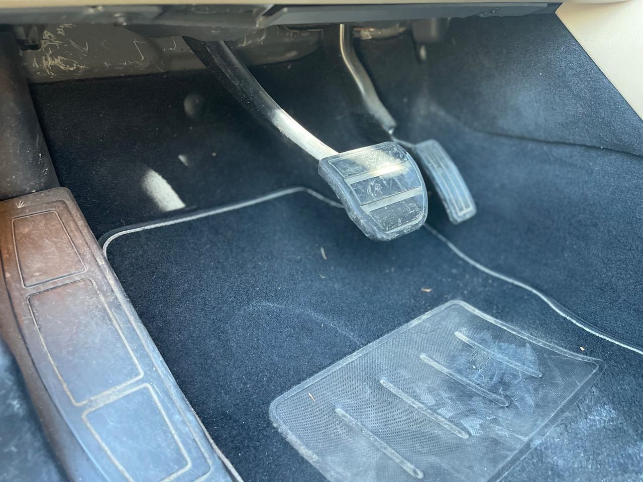 Land Rover Discovery XS 2.7 TDV6 #10112