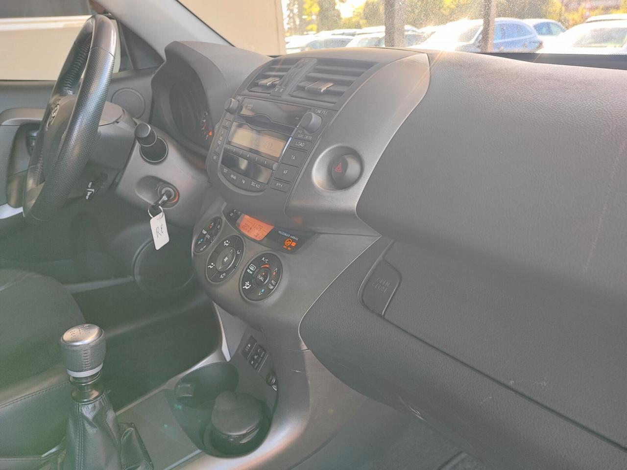 Toyota RAV 4 RAV4 Crossover 2.2 D-4D 150 CV DPF Exclusive GANCIO TRAINO