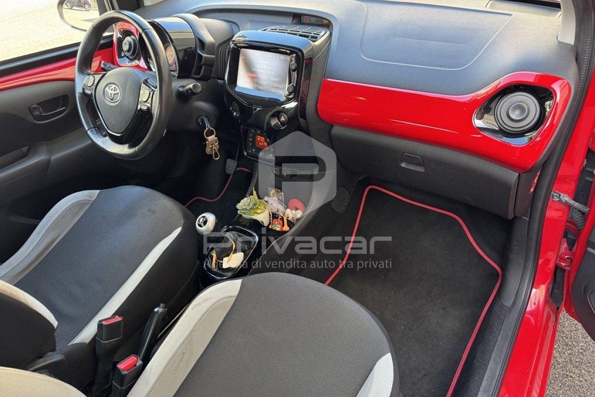 TOYOTA Aygo 1.0 VVT-i 69 CV 5 porte x-cool