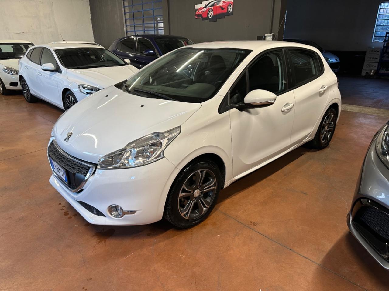 Peugeot 208 1.4 HDi 68 CV 5 porte Active
