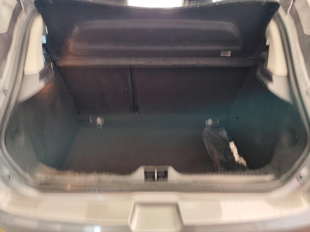 Renault Clio 1.2 75CV 5 porte Costume National