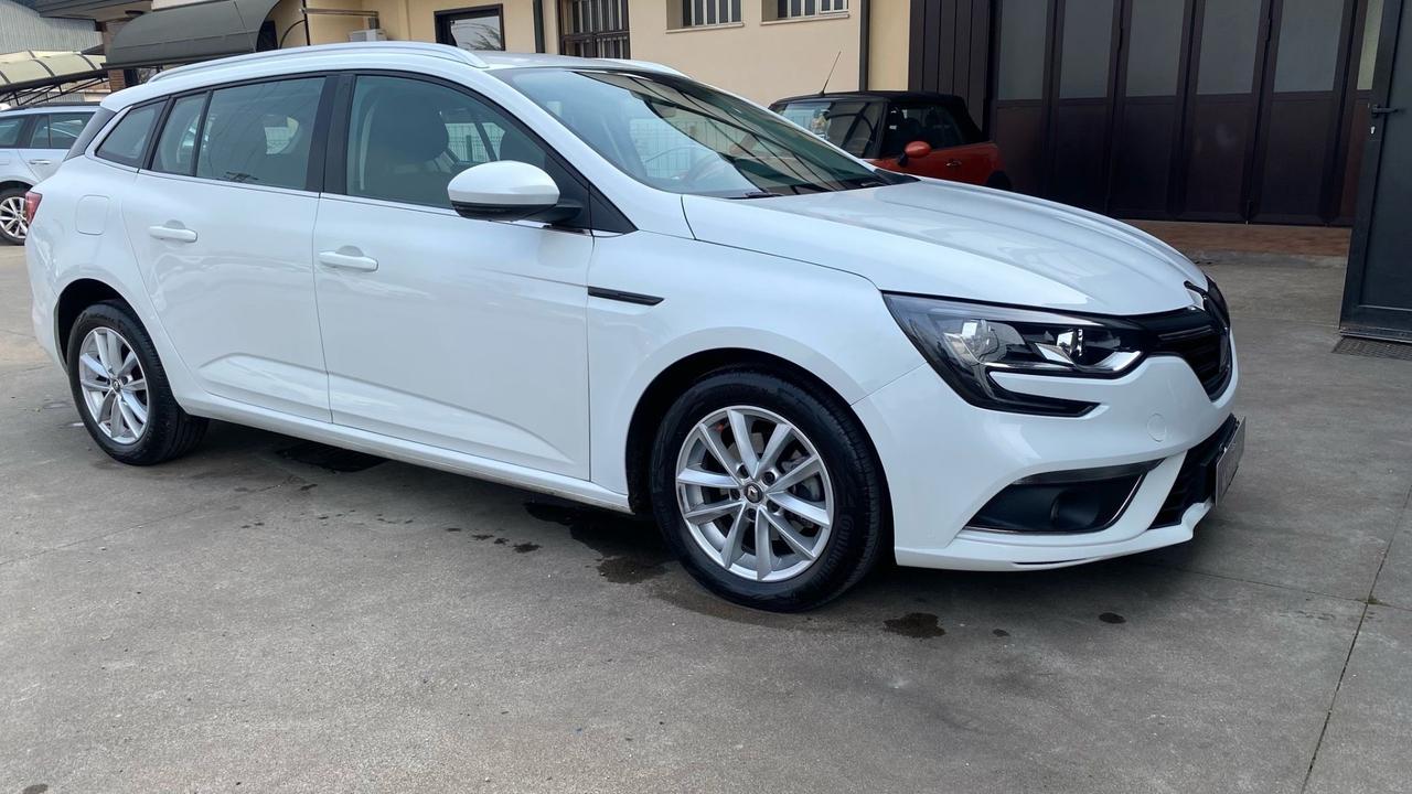 Renault Megane Mégane Sporter Blue dCi 95 CV Duel