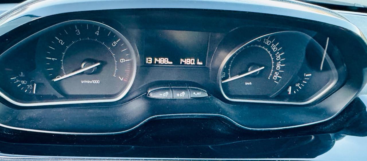 Peugeot 208 PureTech 82 Stop&Start 5 porte Allure