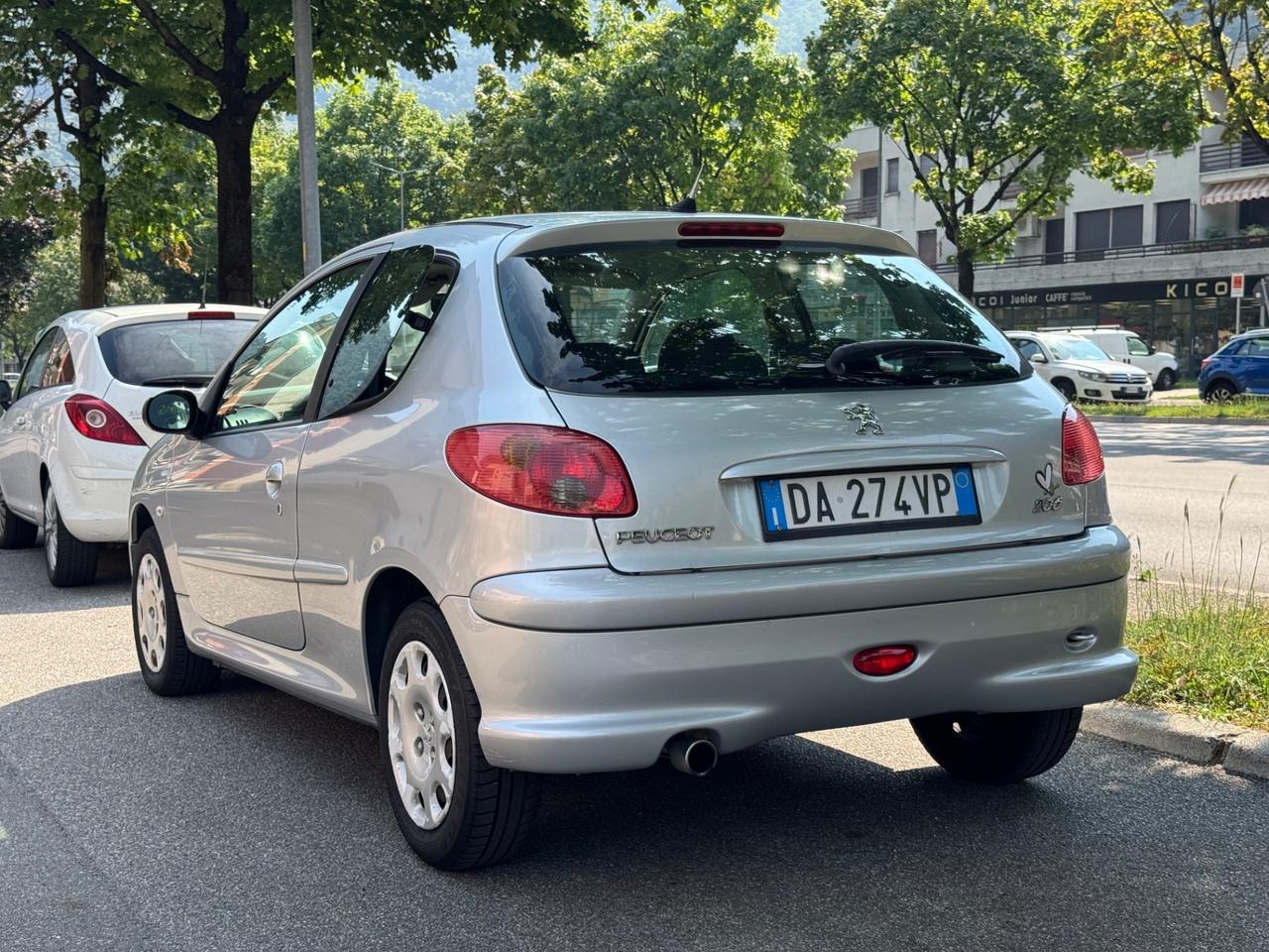 Peugeot 206 1.4 3p. TAGLIANDATA - OK NEOPATENTATI