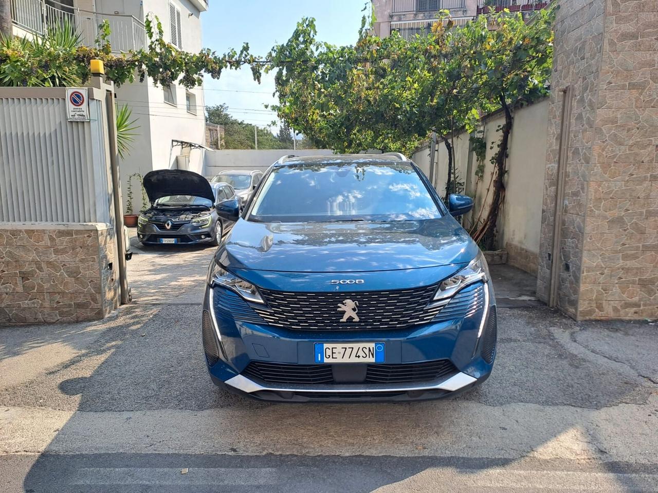 Peugeot 5008 1.5 HDi Allure 7 posti
