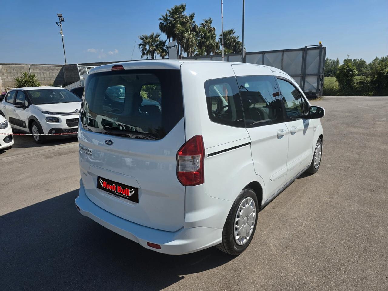 Ford Tourneo Courier 2021 1.5 TDCI 100 CV. RIF:4125