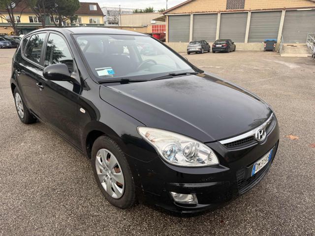 HYUNDAI i30 1.4 16V 109CV 5p.senza nessun lavoro da fare