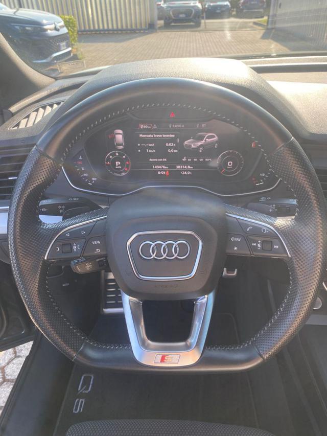 AUDI Q5 40 TDI quattro S tronic S line plus