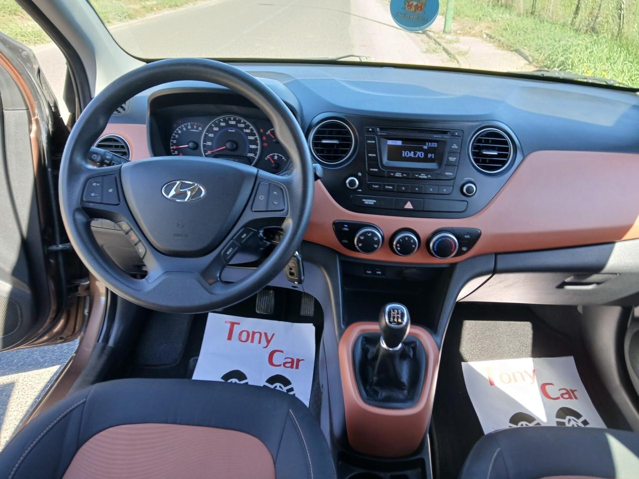 Hyundai i10 Gpl di serie 1 proprietario full optio