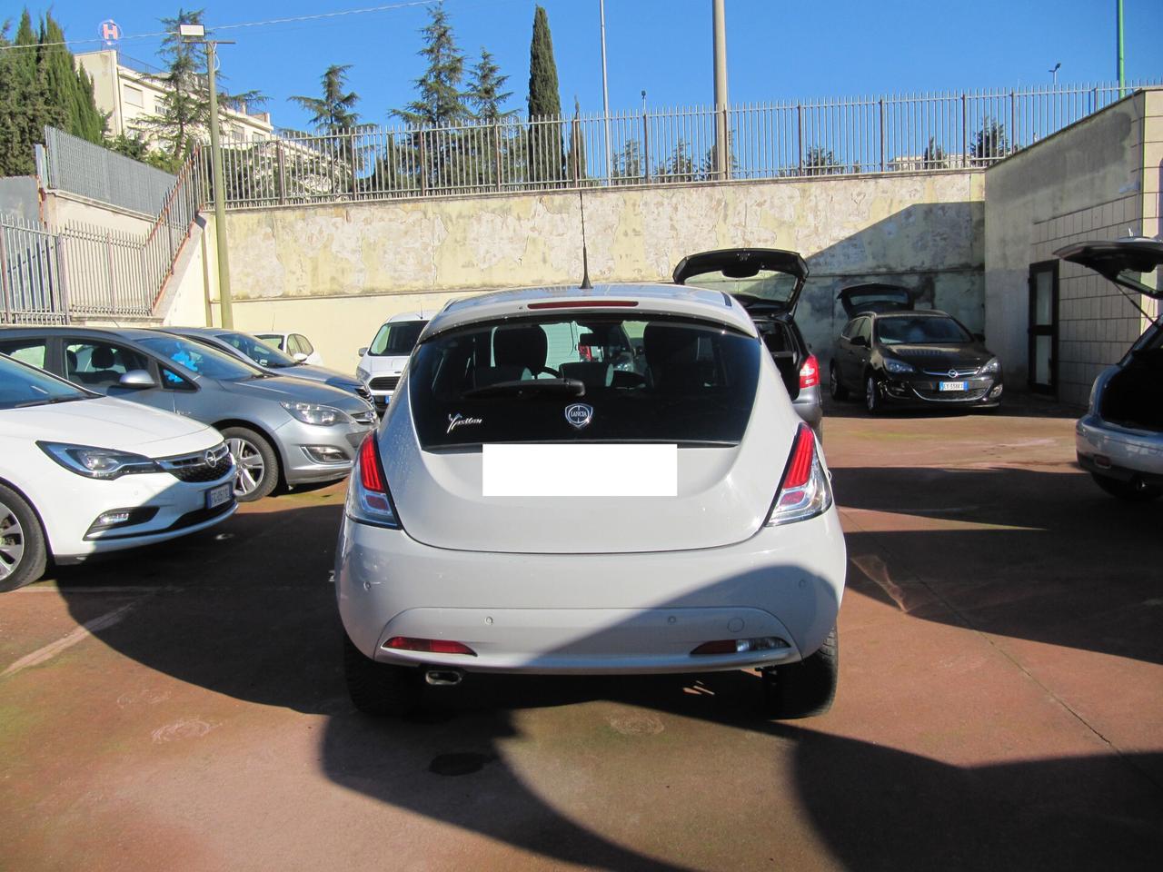 Lancia Ypsilon 1.2 69 CV 5 porte GPL Ecochic Mya - BENZ/GPL