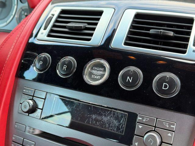 ASTON MARTIN DB9 Volante Touchtronic