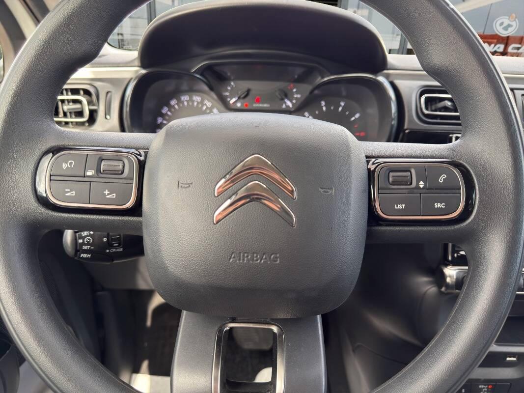 Citroen C3 1.2 puretech Shine s&s 110cv eat6 Con CARPLAY