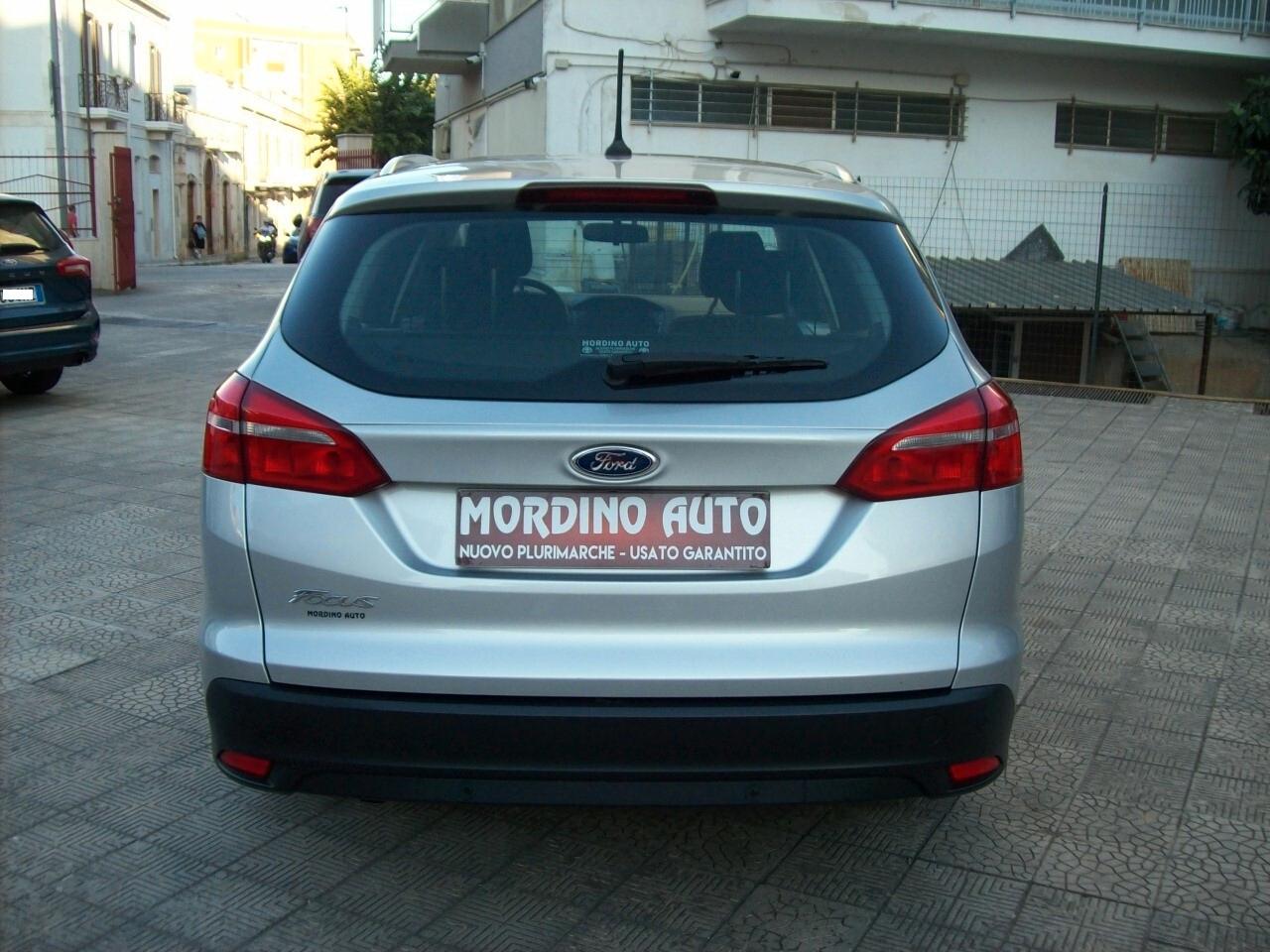Ford Focus SW 1.5 TDCi 120CV S&S Titanium Navy