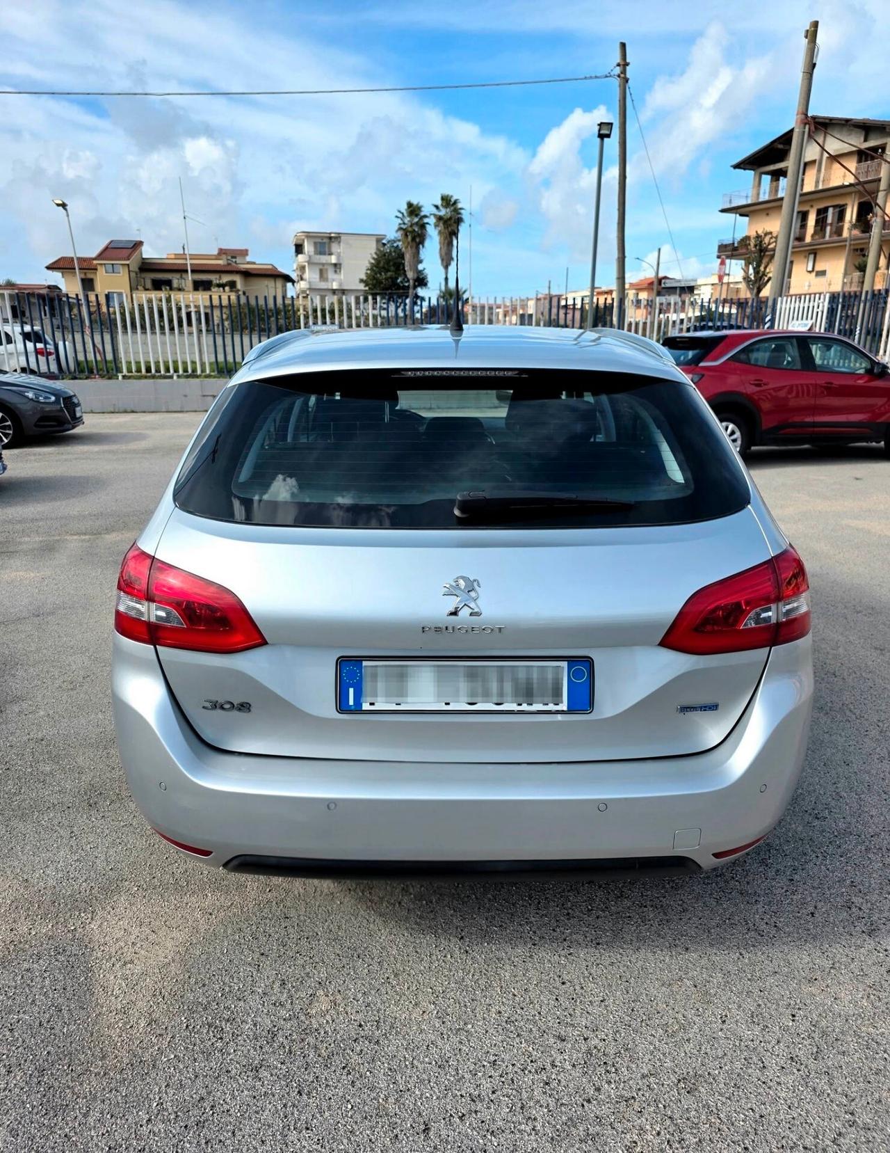 Peugeot 308 1.5 BlueHDi 120cv SW Allure