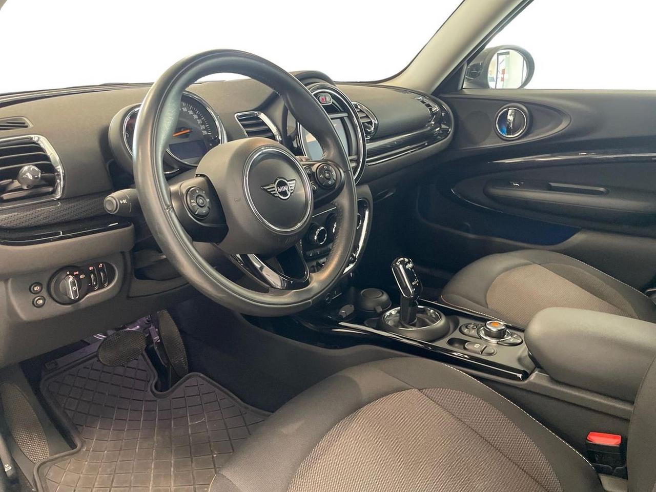MINI Mini IV F54 2019 Clubman - Mini Clubman 1.5 One D Business auto