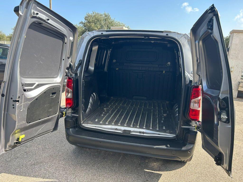 Citroen Berlingo L1 1.5 BHDi 130cv EAT8 Club 3 posti