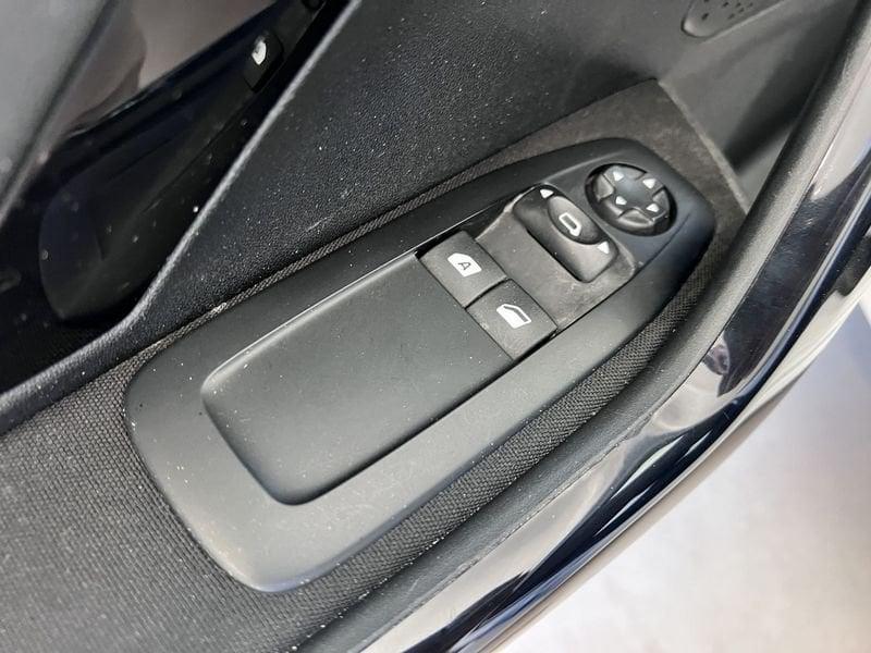 Peugeot 208 BlueHDi 100 S&S 5p. Mix