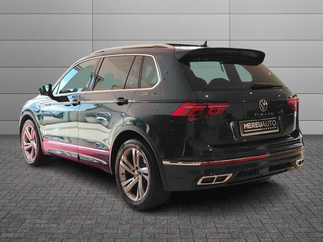 VOLKSWAGEN Tiguan 2.0 TDI 150 CV SCR DSG R-Line