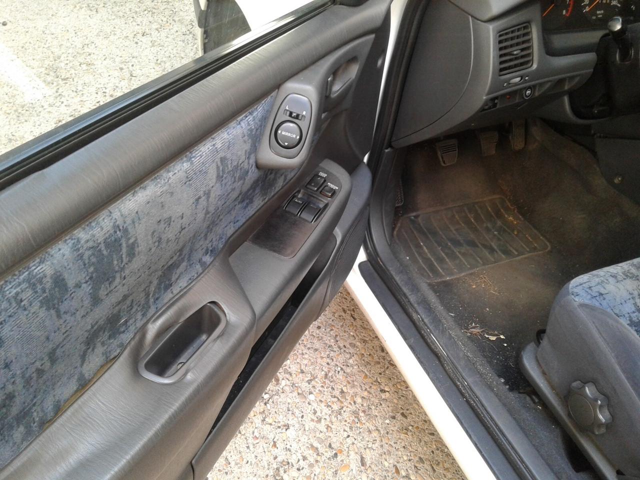 Toyota Carina E 1.6 16V cat Station Wagon GLi con Gpl