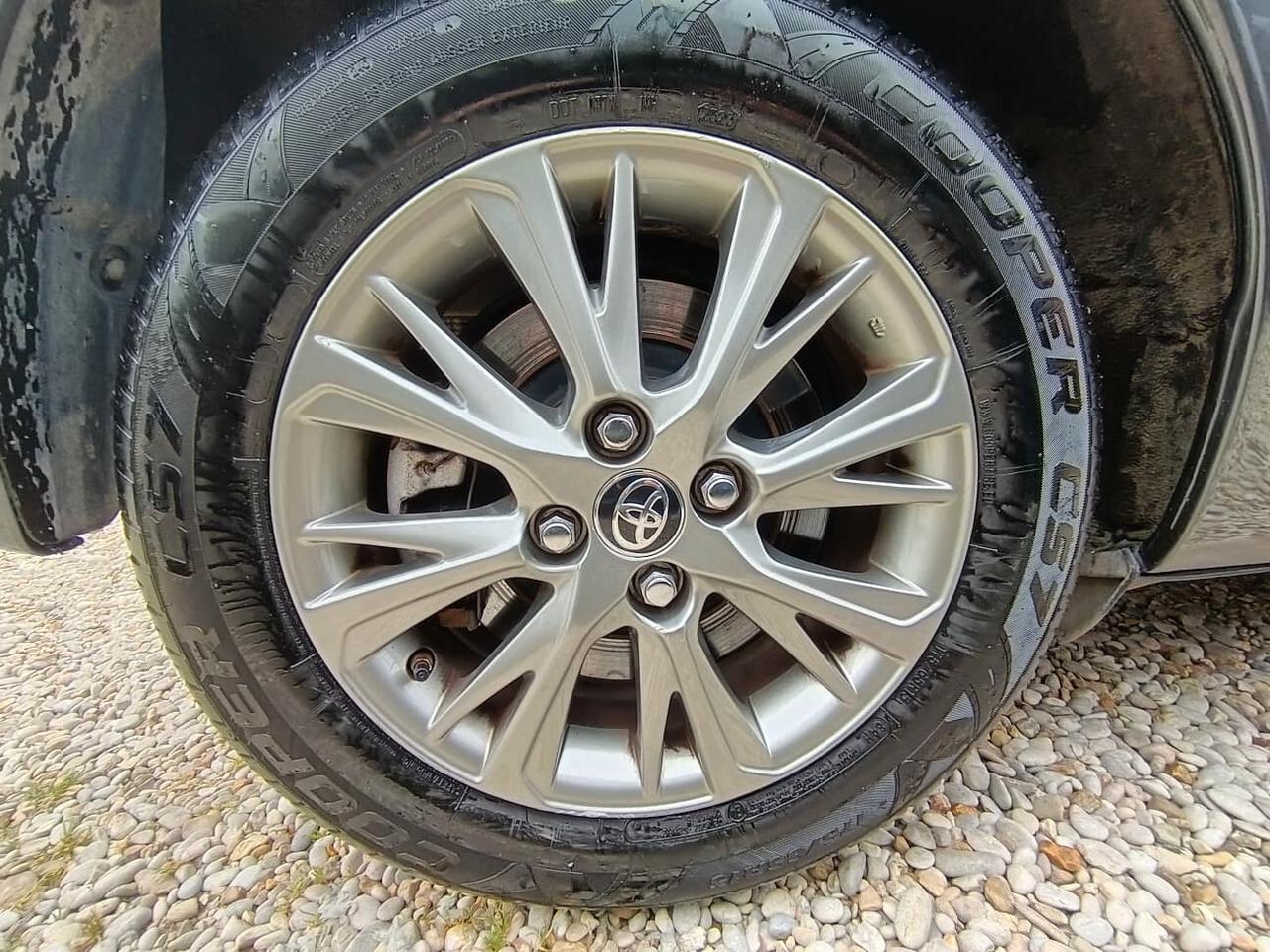 Toyota Yaris 1.5 Hybrid 5 porte Active