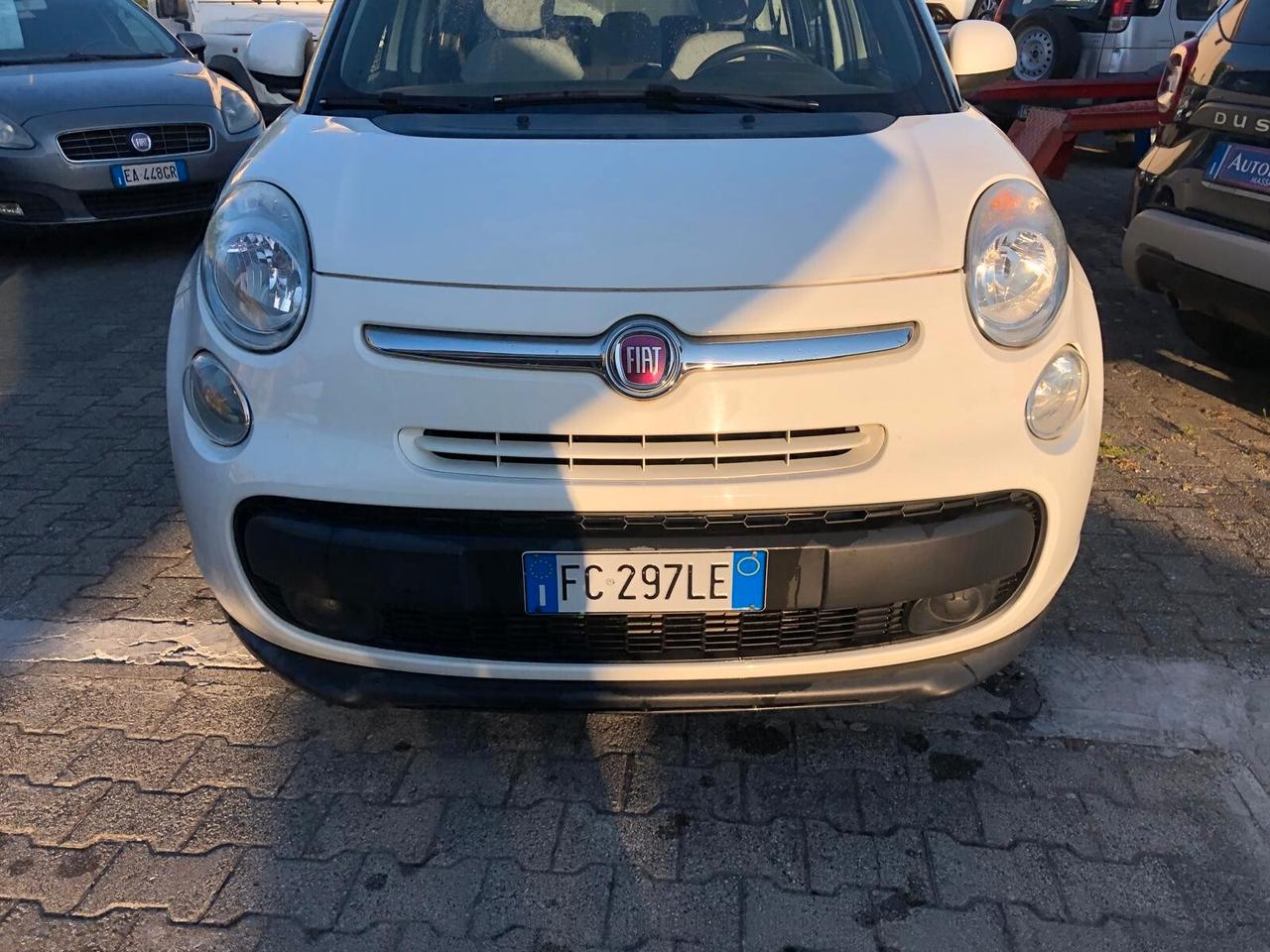 Fiat 500L Living 1.3 Multijet 95 CV Pop Star7 POSTI SOLO 68.296 KM!!! GARANZIA COMPLETA EUROPEA CONFORMGEST 12 MESI RINNOVABILE FINO A 36 MESI!!!