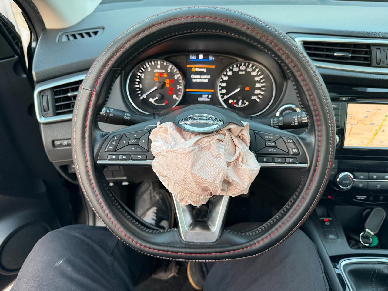 NISSAN QASHQAI 2019 1.3 BENZINA 159 CV *SINISTRATO