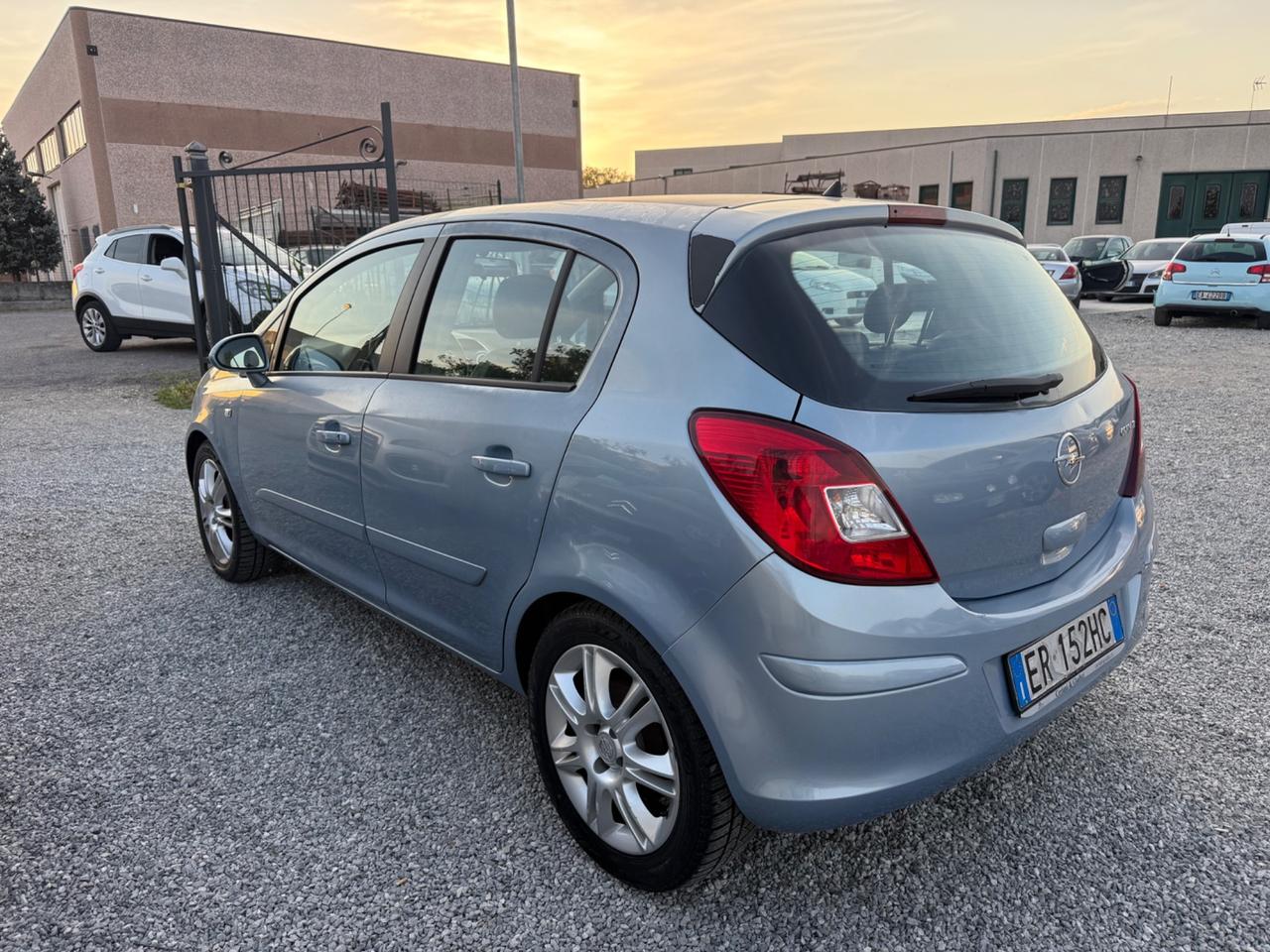 Opel Corsa 1.2 3 porte Club