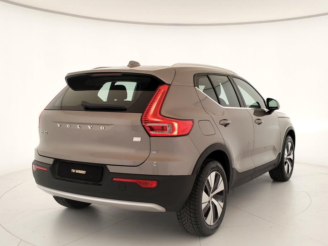 Volvo XC40 T4 Recharge Plug-in Hybrid automatico Essential