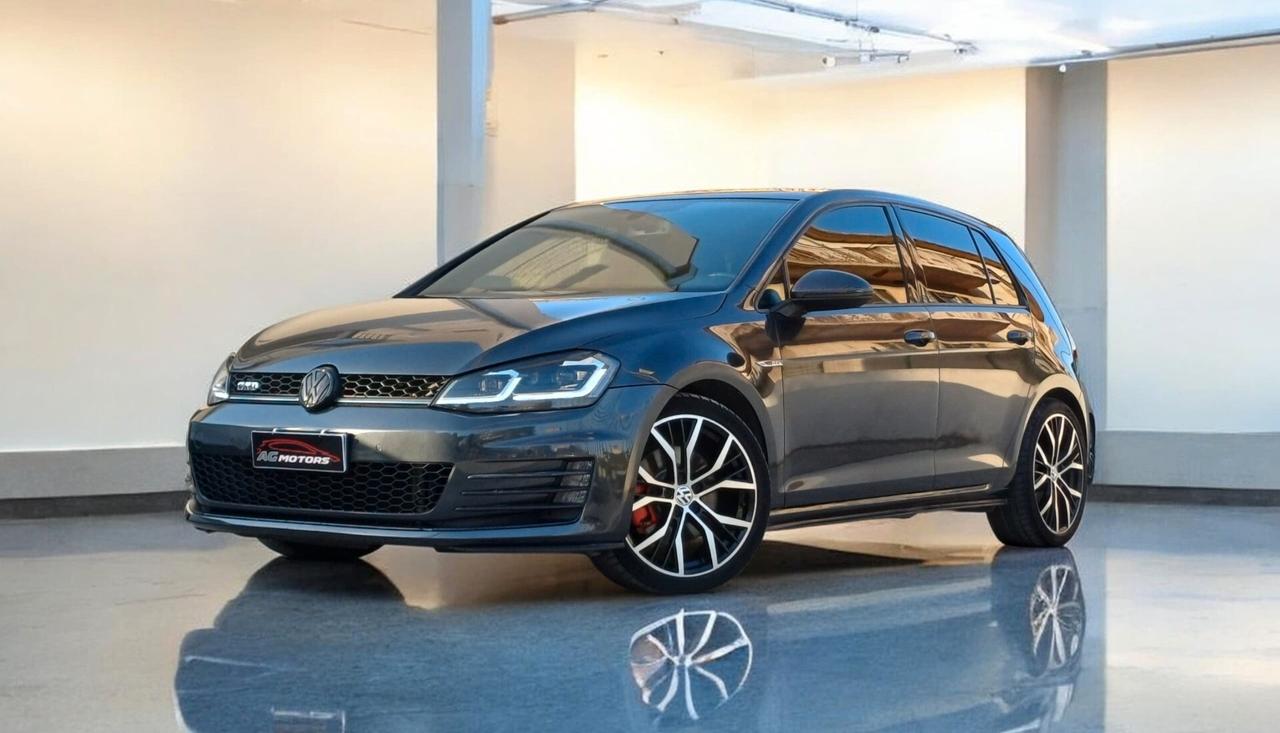 Volkswagen Golf GTD 2.0 TDI DSG