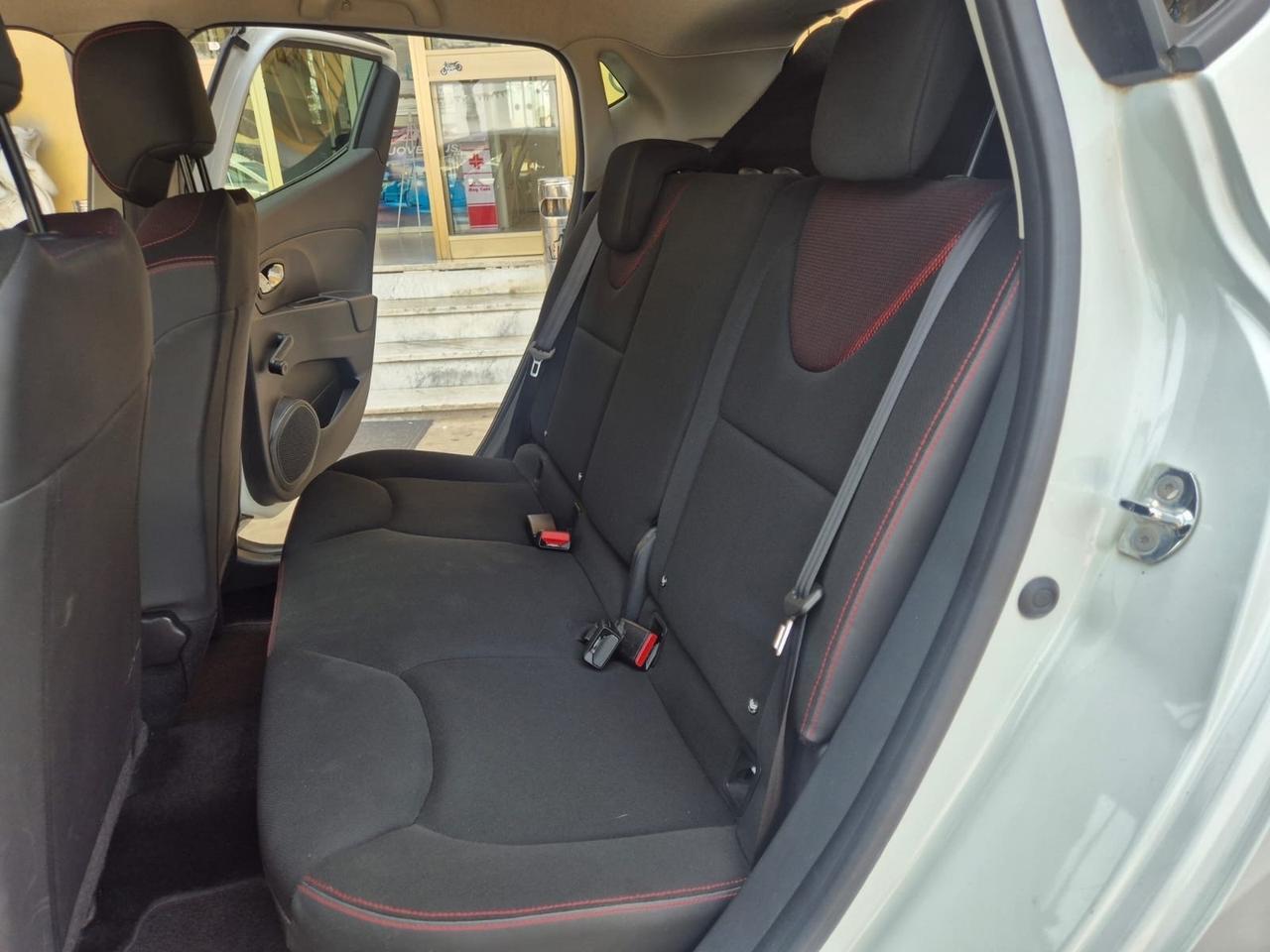 Renault Clio 1.2 75CV 5 porte Wave
