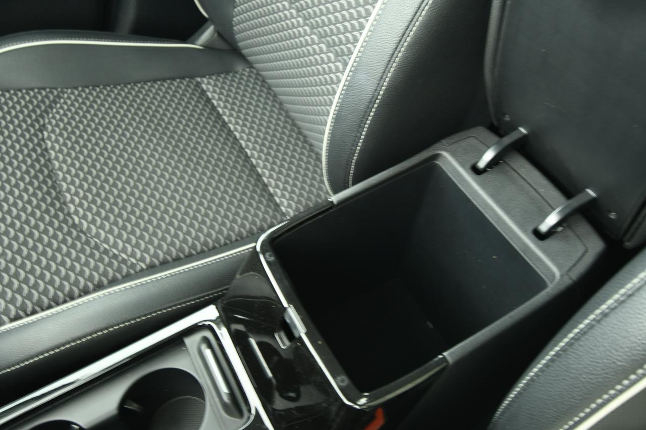 KIA XCeed 1.5 t-gdi mhev Business 160cv dct CAMERA+APP CONNECT+C18"