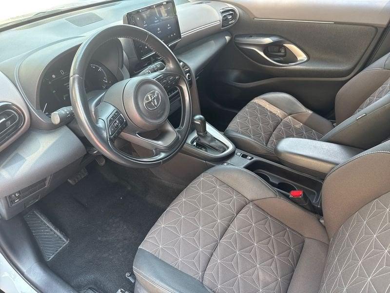 Toyota Yaris Cross Yaris Cross 1.5h Lounge fwd 116cv e-cvt