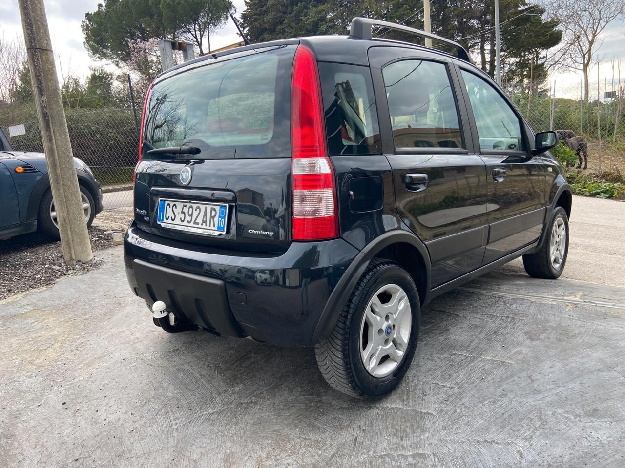 Fiat Panda 1.2 4x4 Climbing (GANCIO TRAINO)