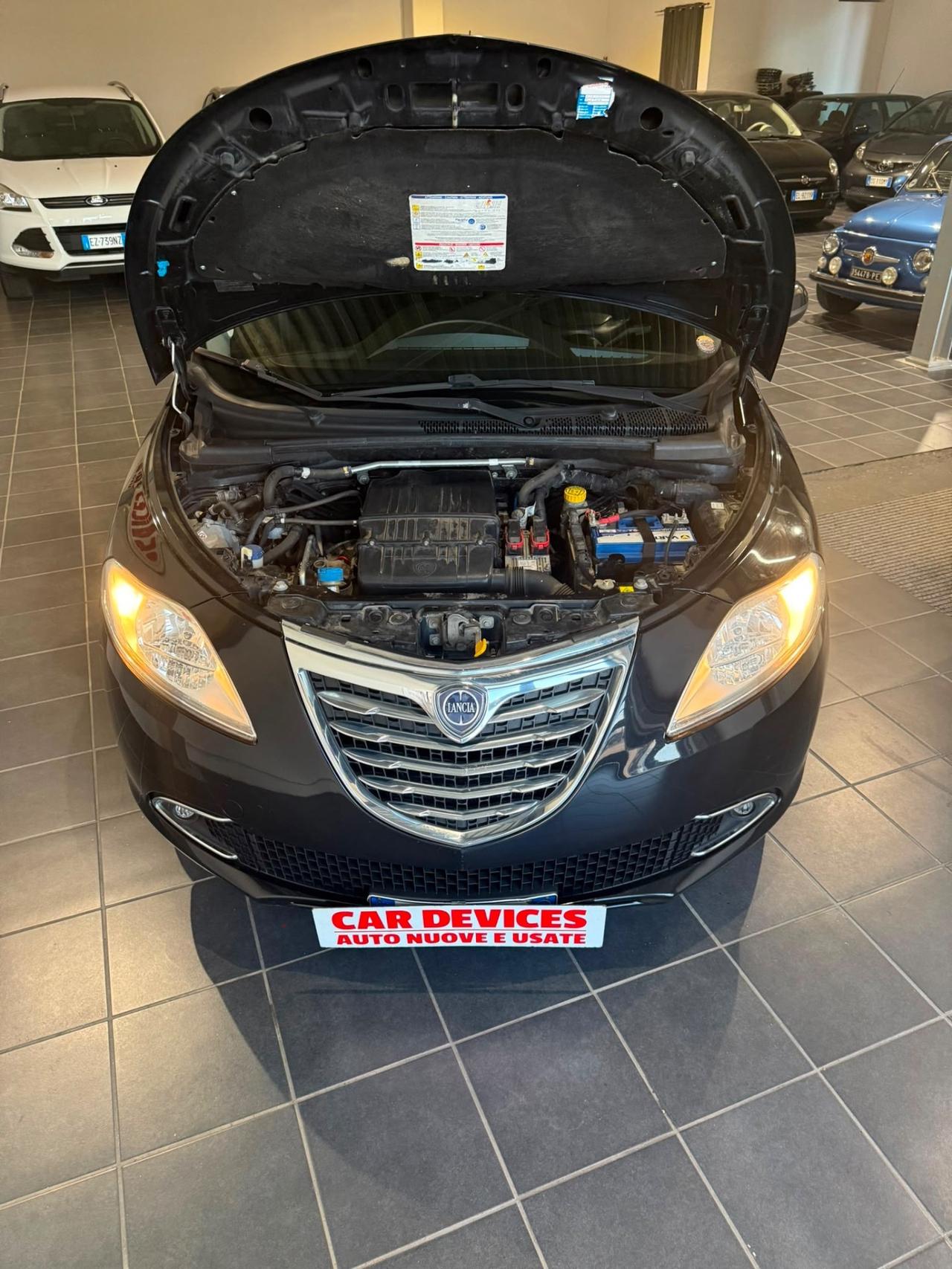 Lancia Ypsilon 1.2 -GPL -NEOPATENTATI -UNICO PROPRIETARIO