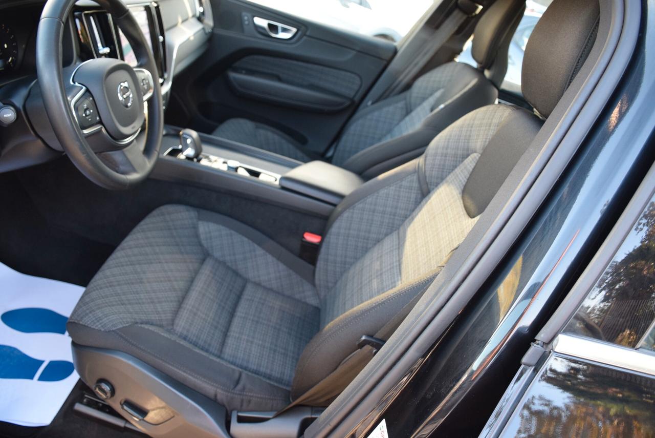 Volvo XC 60 XC60 IBRIDA 2.0B4 (d) (DIESEL/ELETTR) AUTOM. Core FULL OPT.