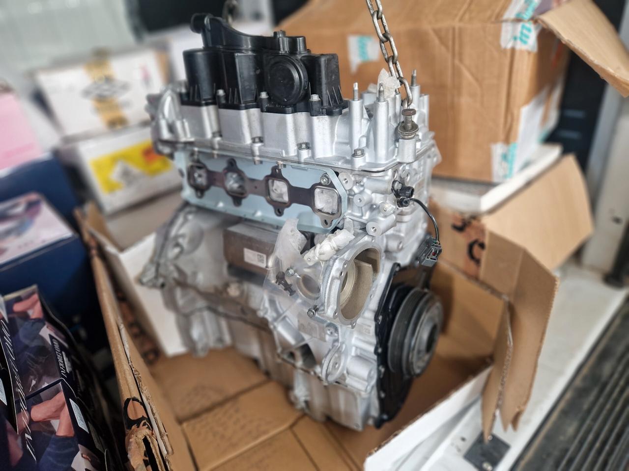 Land Rover Discovery Sport 2.0 TD4 150 CV HSE Luxury km ZERO